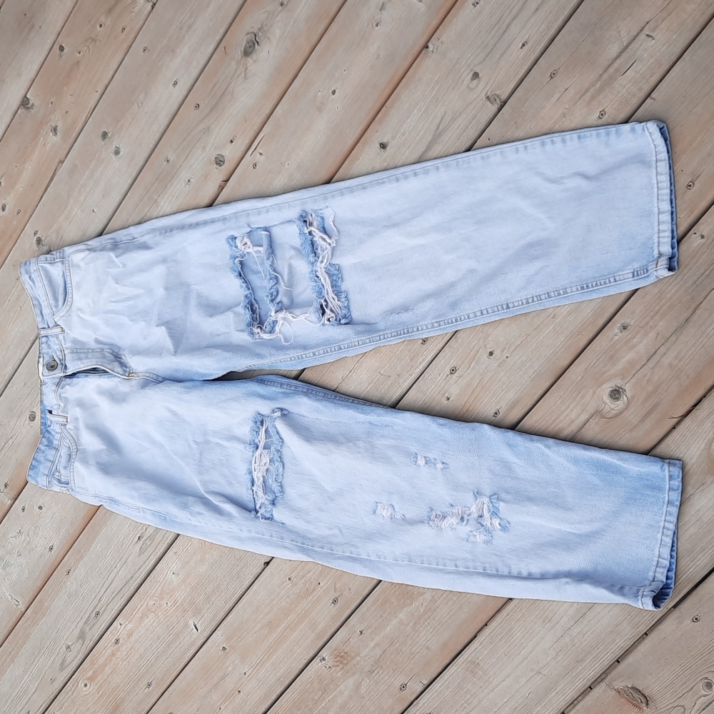 Ripped jeans